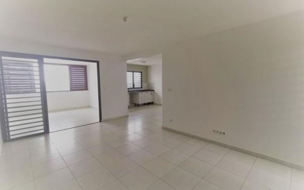 Appartement à vendre    3 pièces •  Remire-Montjoly