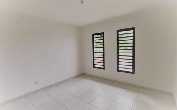 Appartement à vendre    3 pièces •  Remire-Montjoly