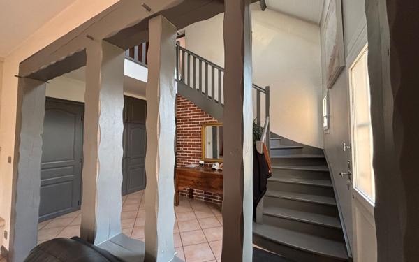 Maison à vendre    5 pièces • 150 m2 Champs-sur-Yonne