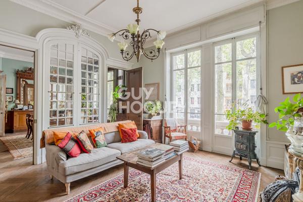 RARE À LA VENTE - T5 140m² Bourgeois Adresse d'Exception