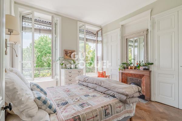 RARE À LA VENTE - T5 140m² Bourgeois Adresse d'Exception