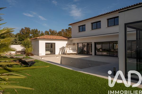 Maison à vendre 6 pièces 196 m² Salon-de-Provence