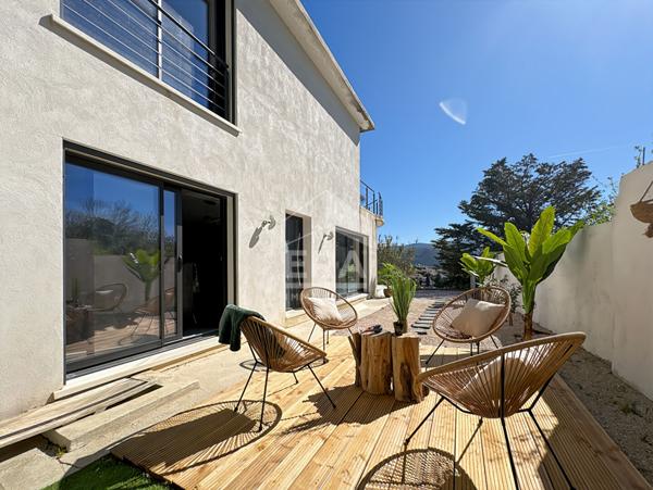 Maison Plan De Cuques 5 pièces 170 m2 13380