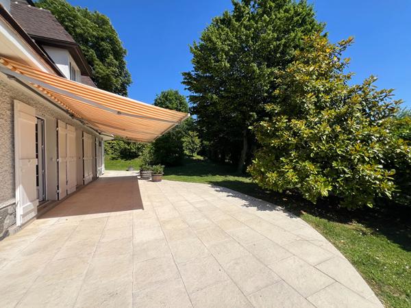 Maison 11 pièces 391.05 m2