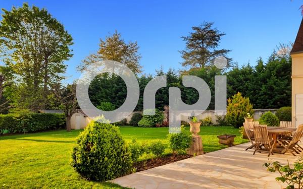 Maison à vendre    8 pièces •  Senlis