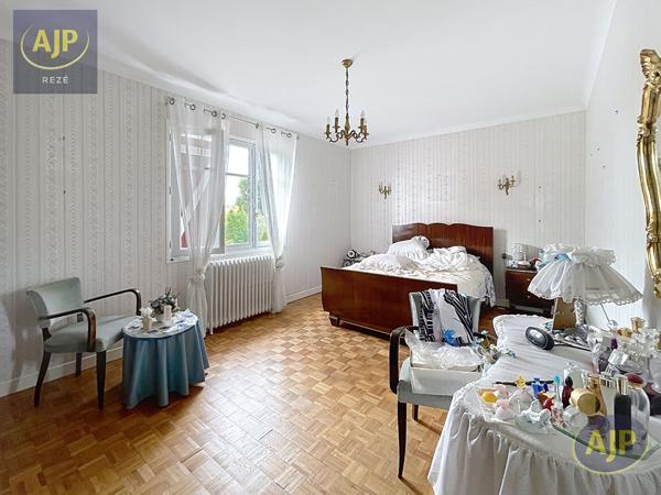 Maison à vendre Reze - 7 pièces, 240m² avec 4 chambre(s) à 583 550€ - AJP Immobilier Rezé