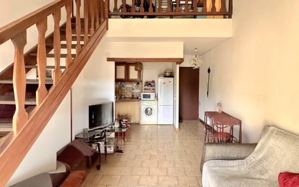 Appartement à vendre    3 pièces • 54 m2 Six-Fours-les-Plages