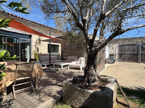 Maison Sainte Marie De Re 6 pièce(s) 205 m2