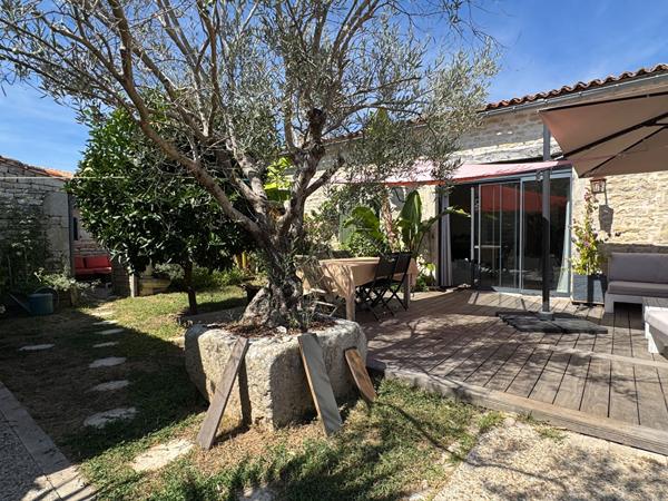 Maison Sainte Marie De Re 6 pièce(s) 205 m2