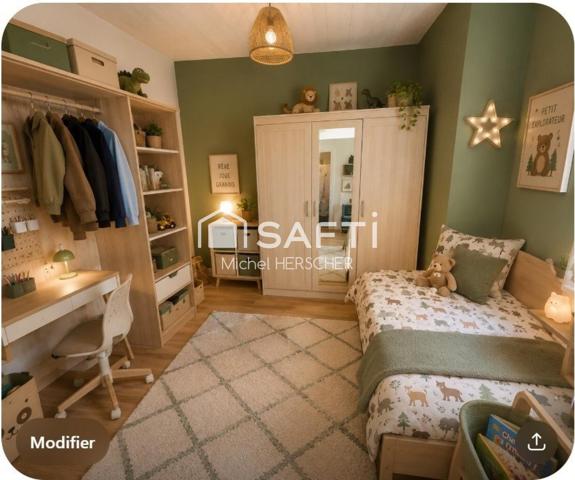 Appartement de 56 m², comprenant des combles et une cave.