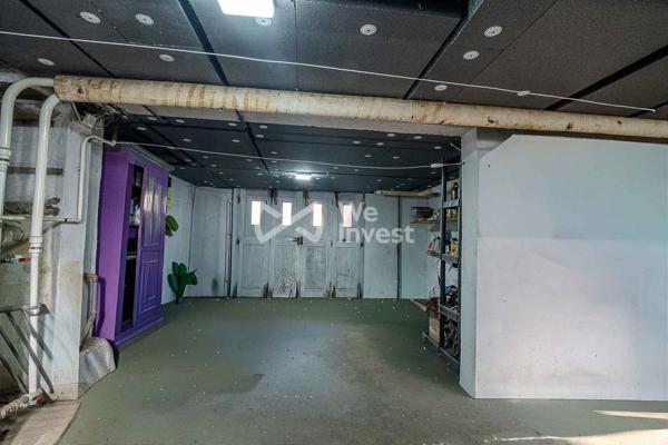 Maison mitoyenne rénovée – 83 m² – 3 chambres – Jardin 338 m² – Un véritable havre de paix