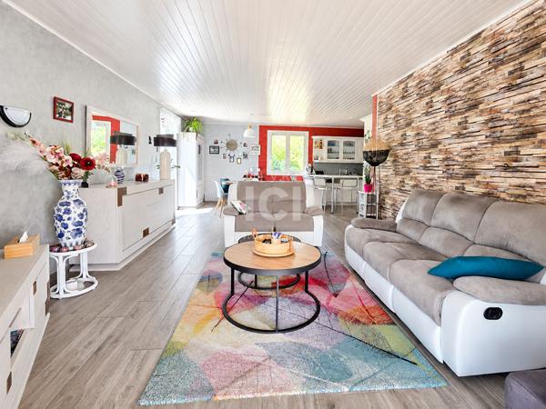 Maison Pont Saint Martin 6 pièce(s) 125 m2