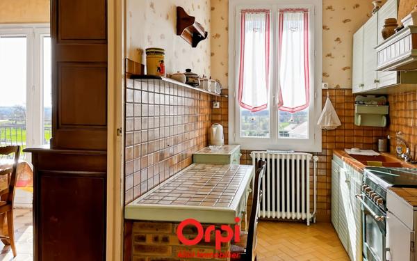 Maison à vendre    4 pièces •  Montmarault