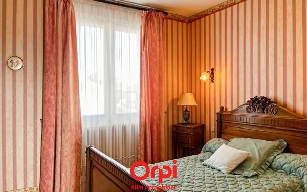 Maison à vendre    4 pièces •  Montmarault