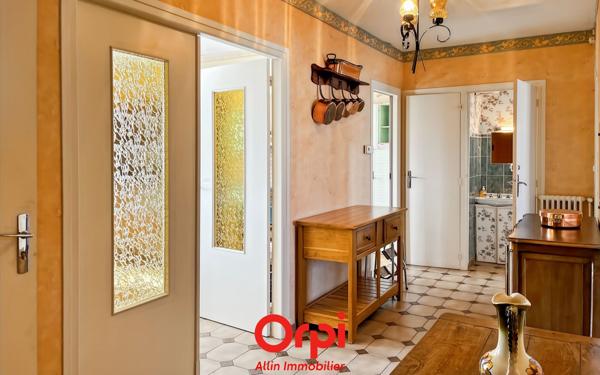 Maison à vendre    4 pièces •  Montmarault