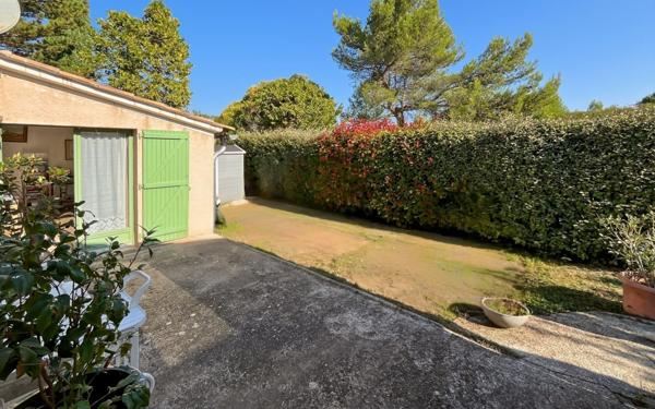 Maison à vendre    5 pièces • 145,90 m2 Cabriès