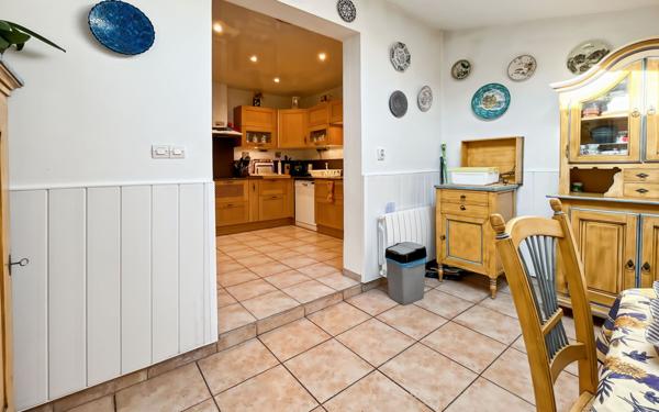 Maison à vendre    5 pièces • 145,90 m2 Cabriès