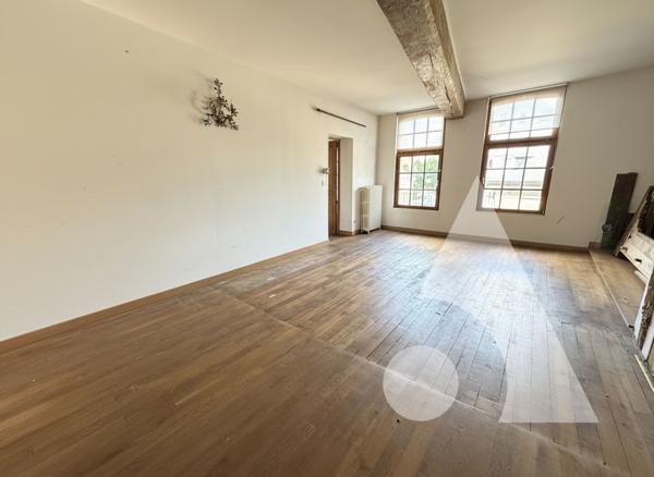 Maison 10 pièces 328.3 m2