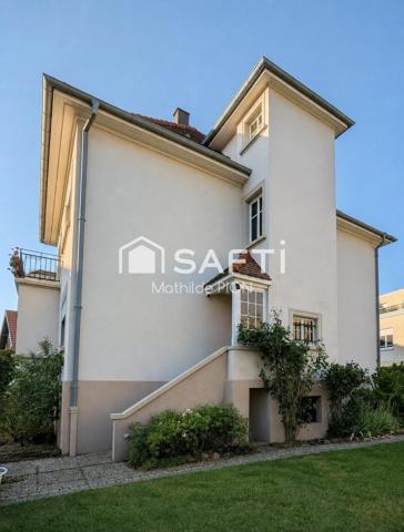Appartement contemporain dans une maison de charme