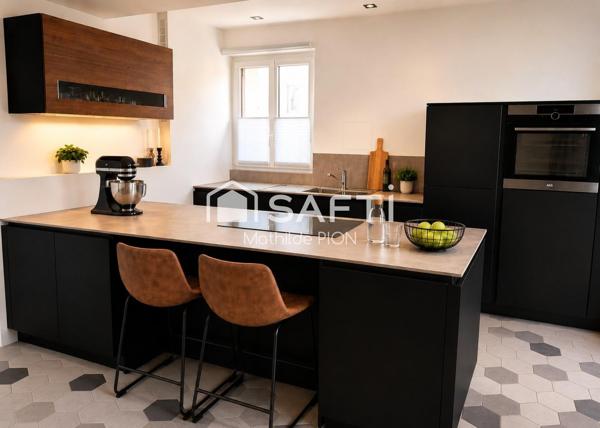 Appartement contemporain dans une maison de charme