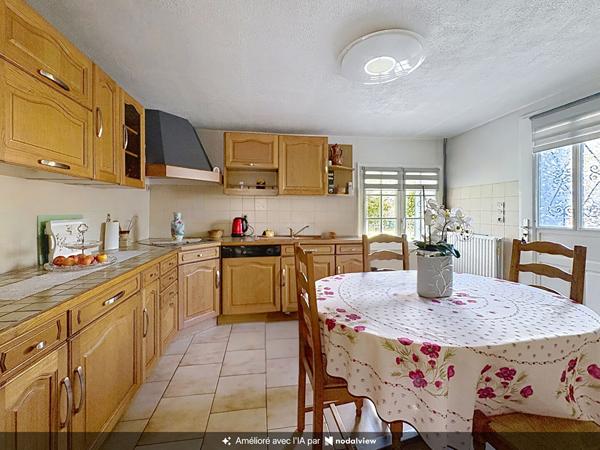 Maison Trelaze 9 pièce(s) 215m2