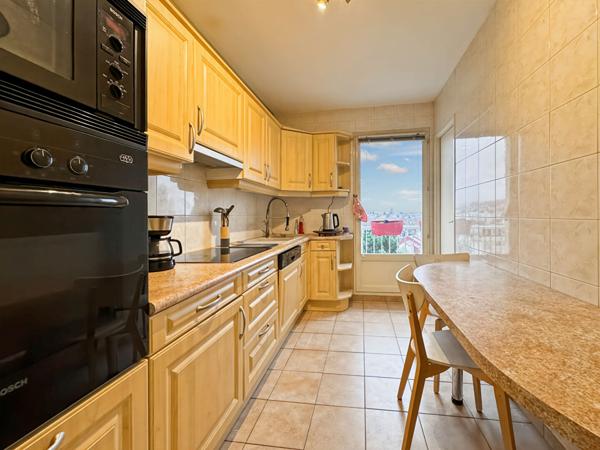 ROSNY SOUS BOIS RER E & A - Appartement T4