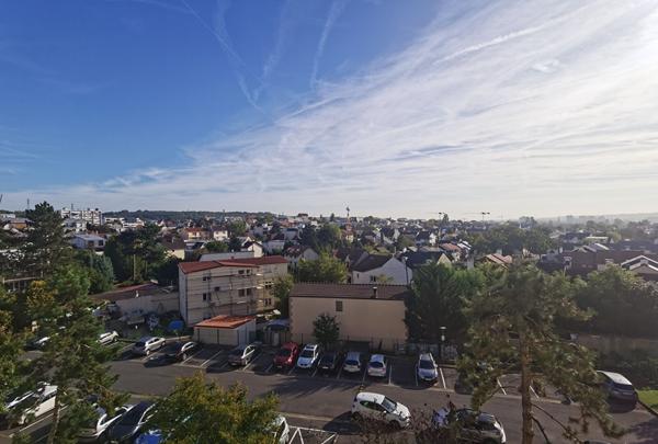 ROSNY SOUS BOIS RER E & A - Appartement T4