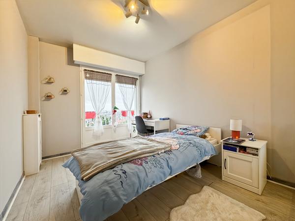 ROSNY SOUS BOIS RER E & A - Appartement T4