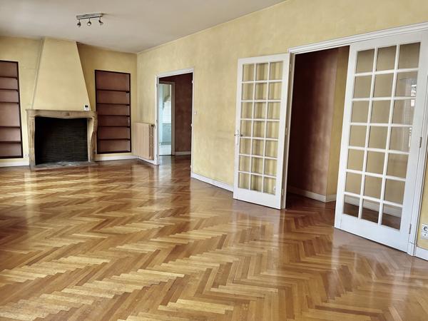 Appartement 5 pièces - 115 m² Exclusivité efficity
