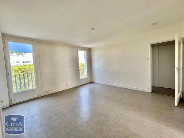 Appartement à louer 3 pièces 54.81m² Saint-Étienne (42100)