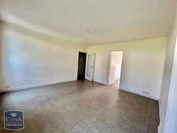 Appartement à louer 3 pièces 54.81m² Saint-Étienne (42100)