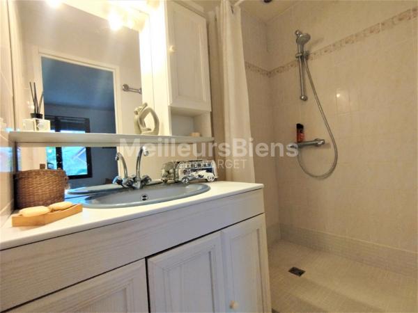 Maison en environnement familial