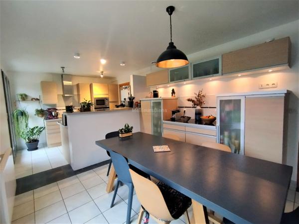 Maison en environnement familial