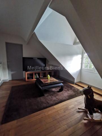 FONDETTES, Maison 180M2, 4 chambres, Maison d'hôtes, dépendances, parc arboré, piscine.