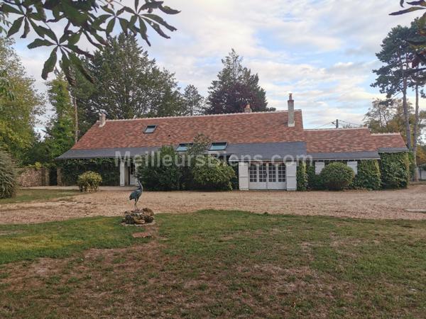 FONDETTES, Maison 180M2, 4 chambres, Maison d'hôtes, dépendances, parc arboré, piscine.