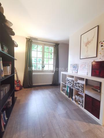 FONDETTES, Maison 180M2, 4 chambres, Maison d'hôtes, dépendances, parc arboré, piscine.