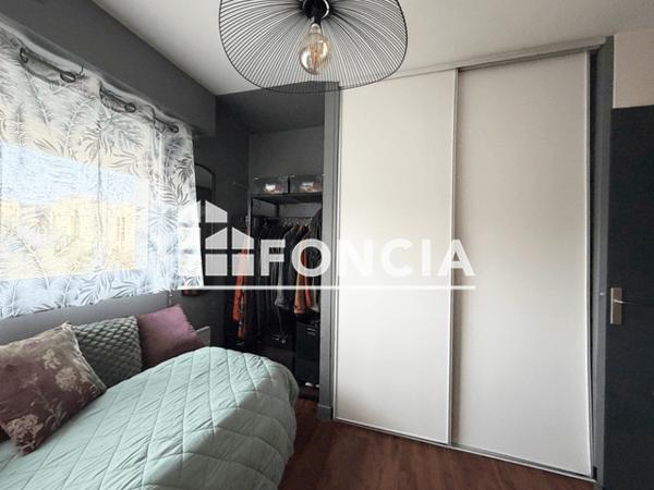 Location Appartement 2 pièces 45 m² - 18 AVENUE MAUDET Cholet 49300