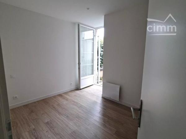 AGEN. Superbe appartement T3 de 65 m² environ, idéalement situé à proximité de la gare. Rénovation complète de 2026.