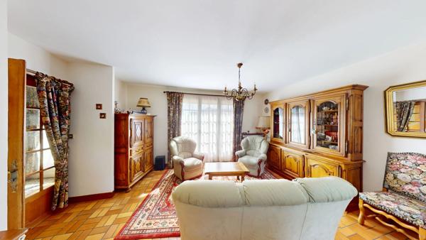 Maison Saran 6 chambres, jardin et sous sol