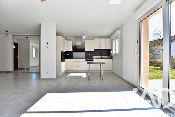Location maison 4 pièces 107 m² Fossieux
