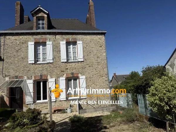 Vente                                                      Maison
                        
                     5 pièces                      110 m2                     à Martigné-Ferchaud