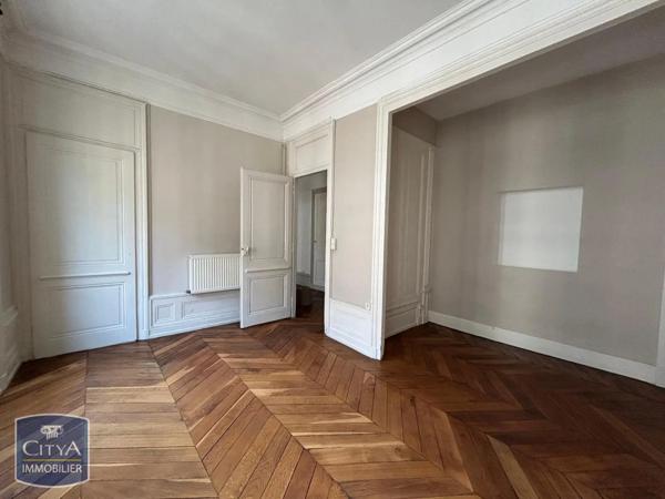 Appartement à louer 4 pièces 91.7m²