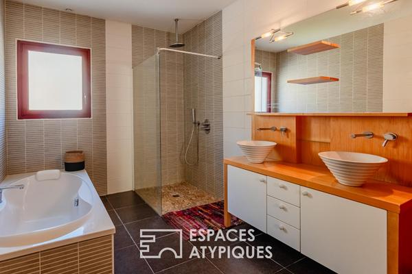 Villa contemporaine avec piscine – Hauts de Narbonne