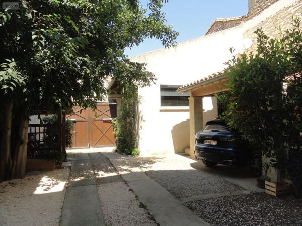 Maison de maître à vendre à Saint-Gilles dans le Gard (30800), ref : 11411/418