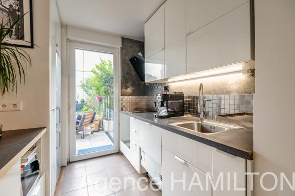 Nanterre université, T4 de 76 m2 avec 50 m2 de jardin/terrasse + parking Nanterre