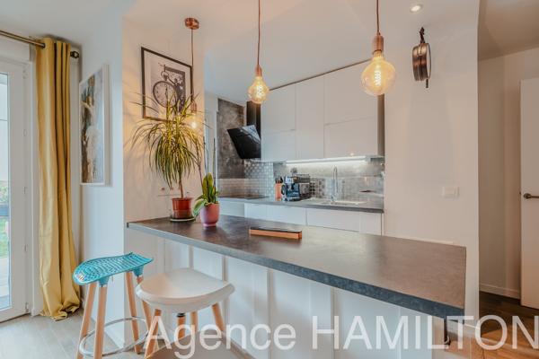 Nanterre université, T4 de 76 m2 avec 50 m2 de jardin/terrasse + parking Nanterre
