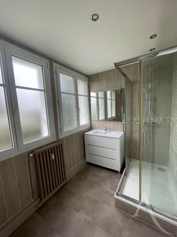 Appartement Châteauroux T3 (chauffage compris) et place de parking !