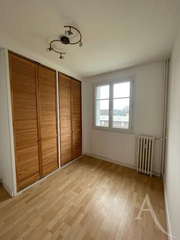 Appartement Châteauroux T3 (chauffage compris) et place de parking !
