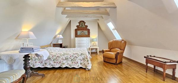 A Rocamadour belle longère avec piscine avec une superbe vue.