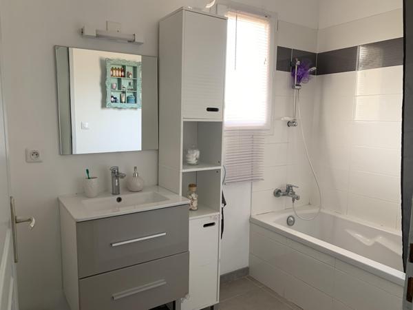 Location / Maison T4